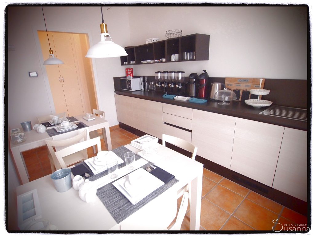 Zona colazioni attrezzata – B&B Susanna